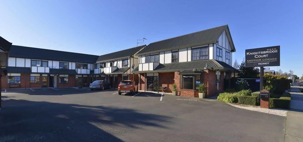 Knightsbridge Court Motor Motel 4*